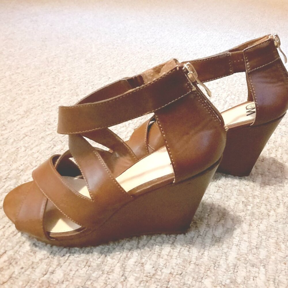 Chelsea Moreland Wedge Sandals